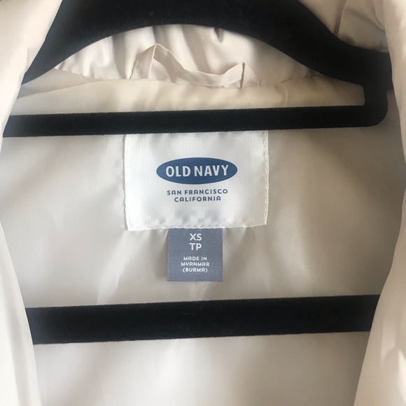 Light Vest - Picture 2 of 3